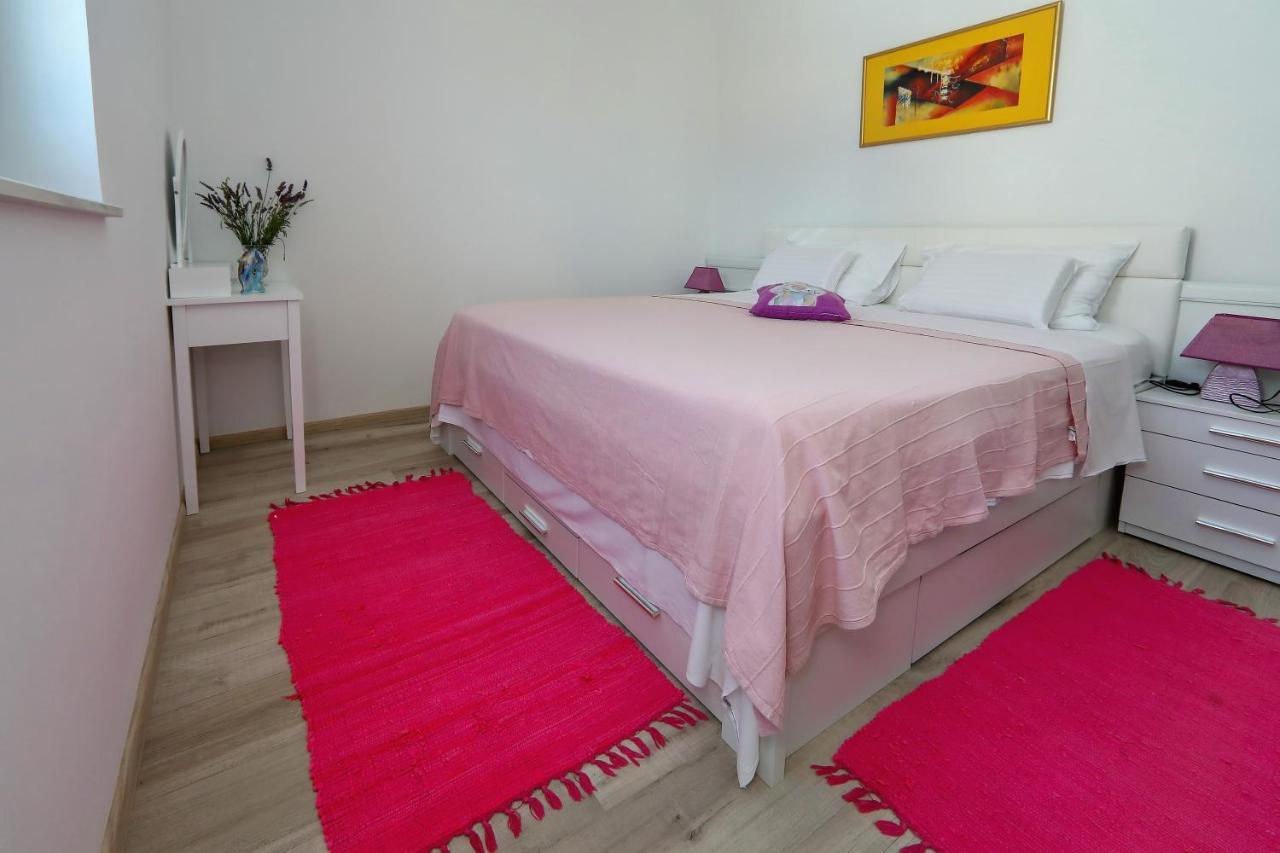 Apartmani Marina S Pogledom, Sukošan Eksteriør bilde