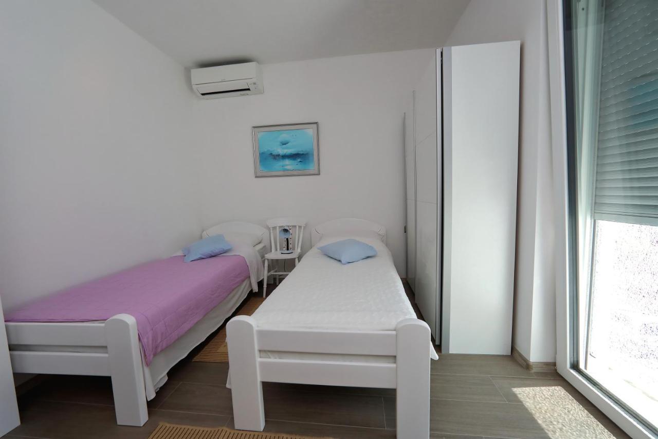 Apartmani Marina S Pogledom, Sukošan Eksteriør bilde