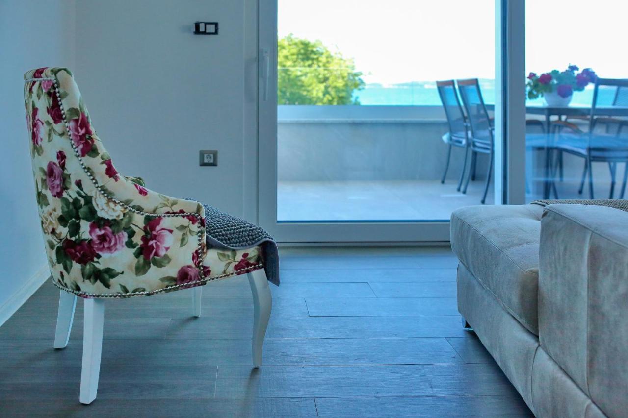 Apartmani Marina S Pogledom, Sukošan Eksteriør bilde