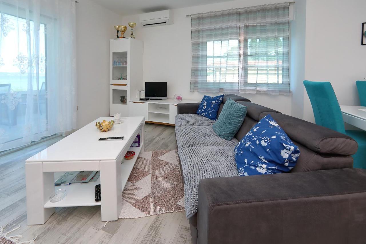 Apartmani Marina S Pogledom, Sukošan Eksteriør bilde
